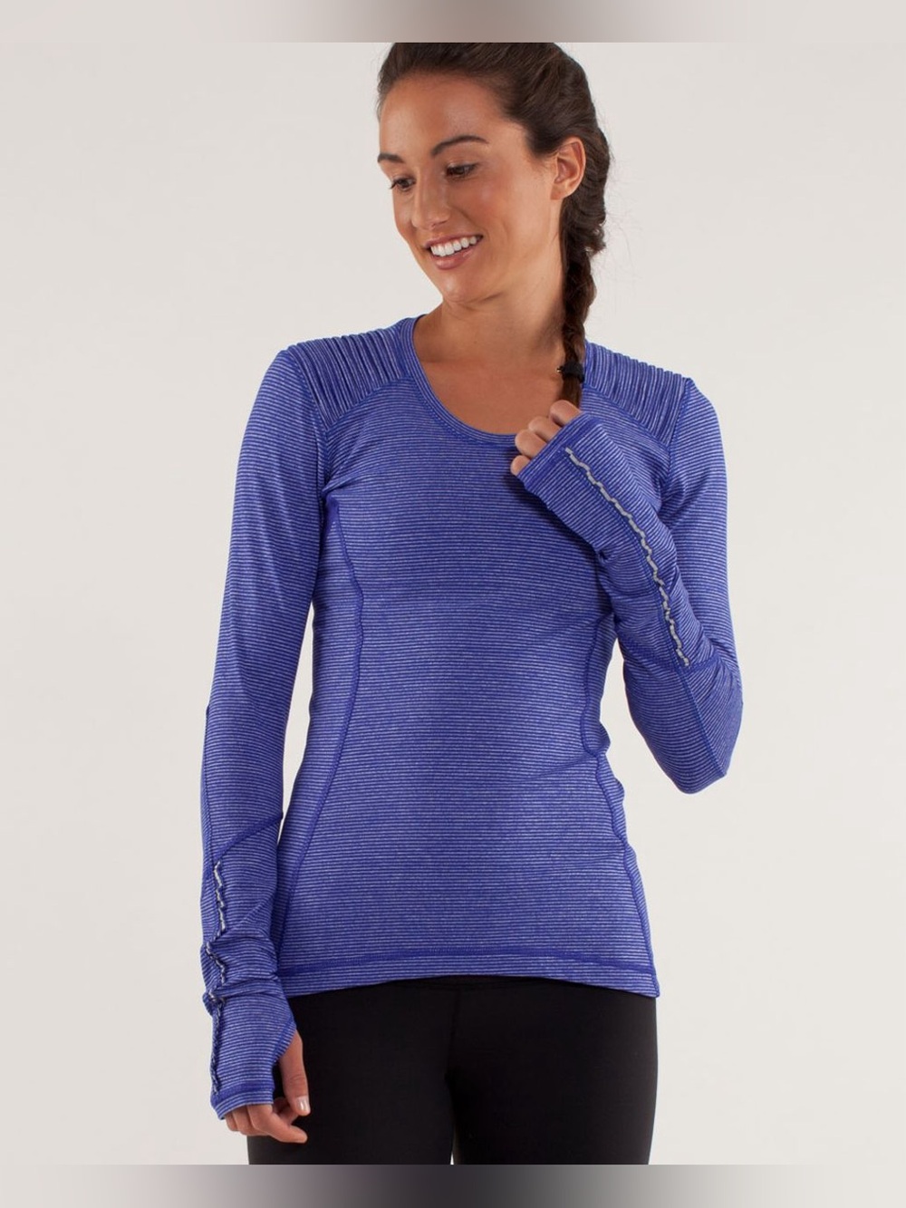 Lululemon Star Runner Long Sleeve
Tonka Stripe Pigment Blue Size 4 A110